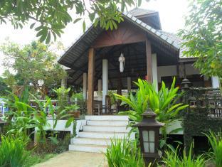 Pai River Villa